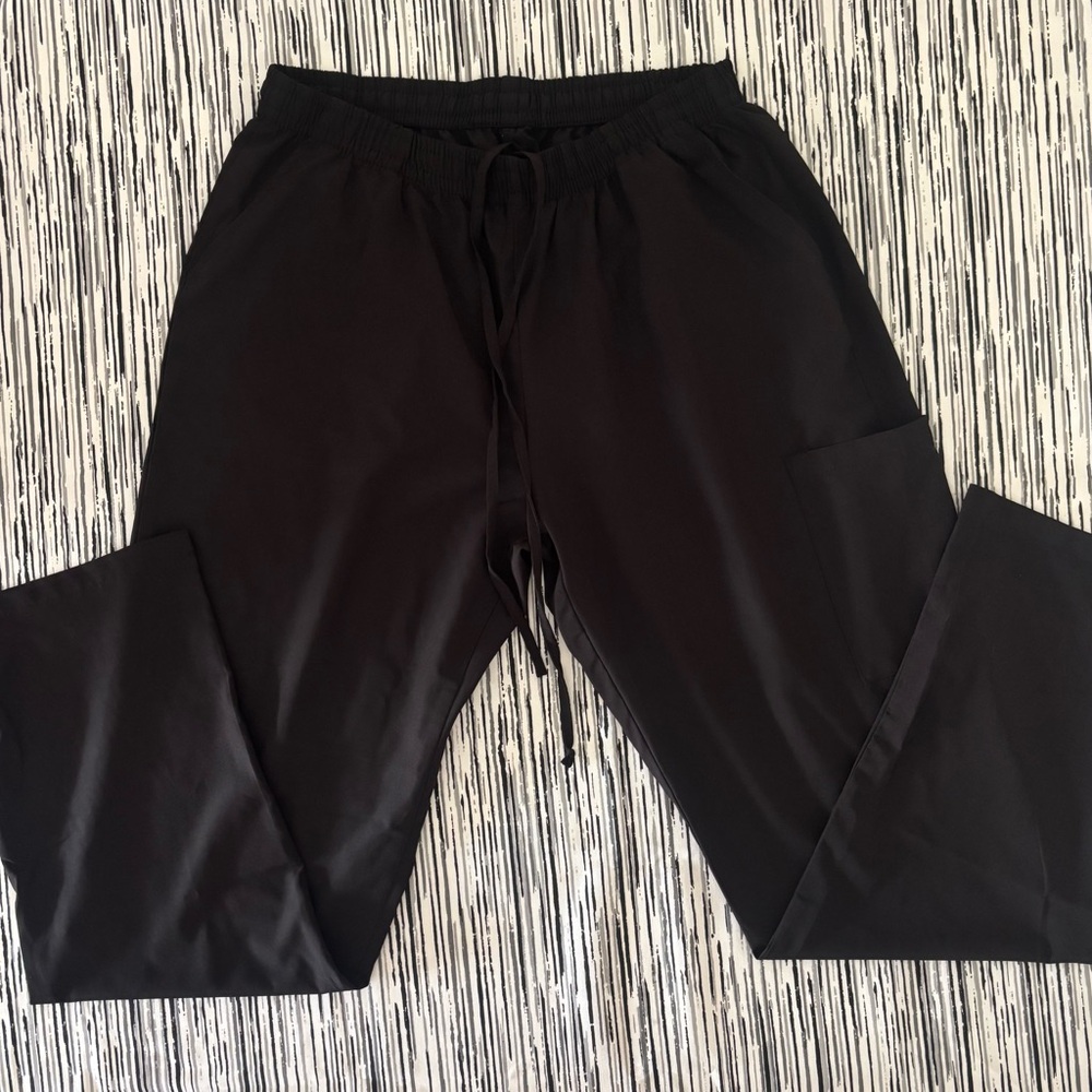 GT PERFORMANCE Unisex Black Drawstring Scrub Pants